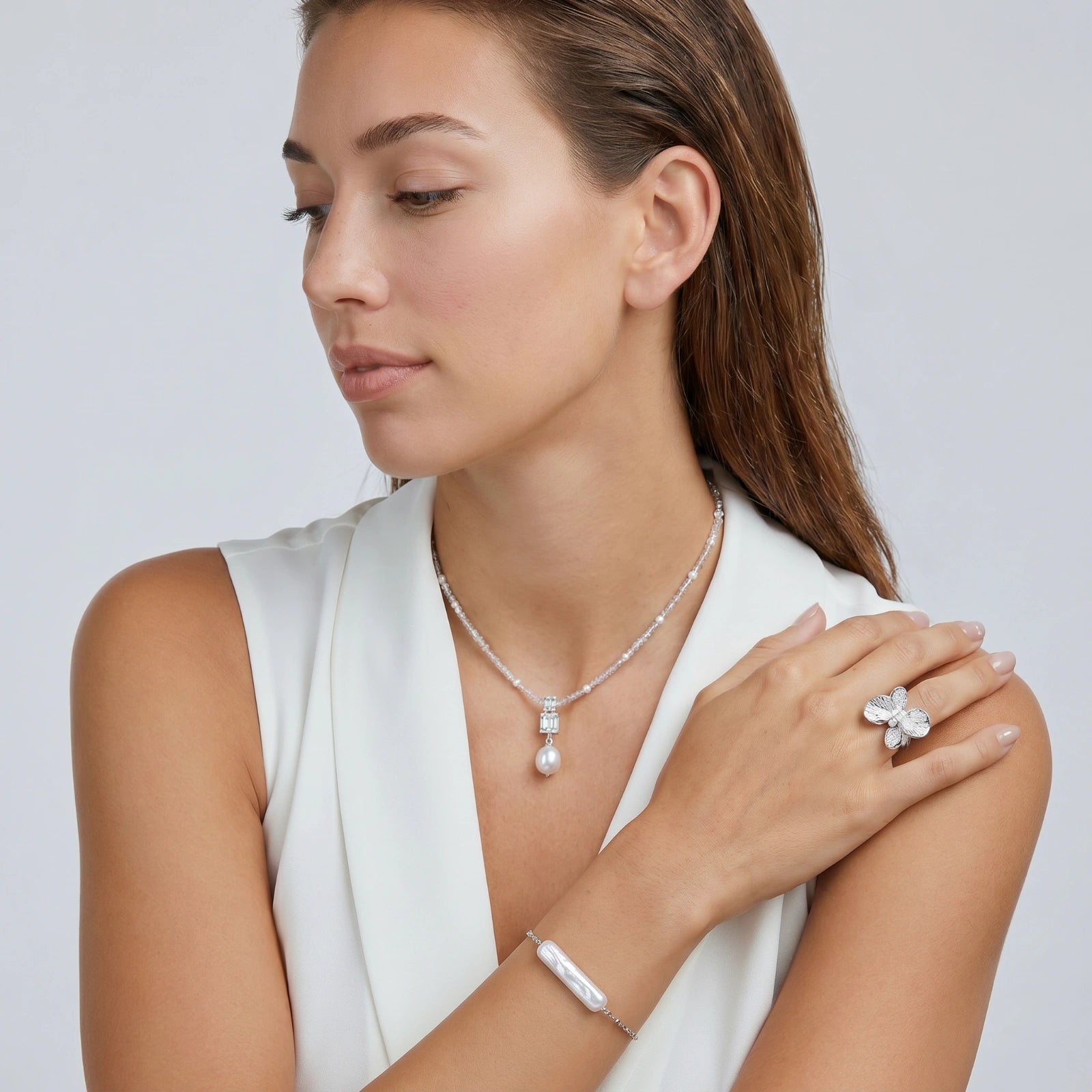 Aure Necklace — 13