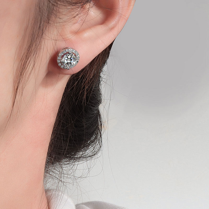 Classic Geometric Circle Design Elegant Round Halo Cubic Zirconia 925 Sterling Silver Stud Earrings