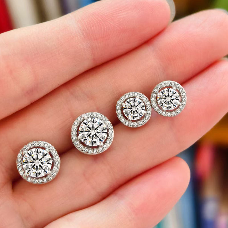 Classic Geometric Circle Design Elegant Round Halo Cubic Zirconia 925 Sterling Silver Stud Earrings
